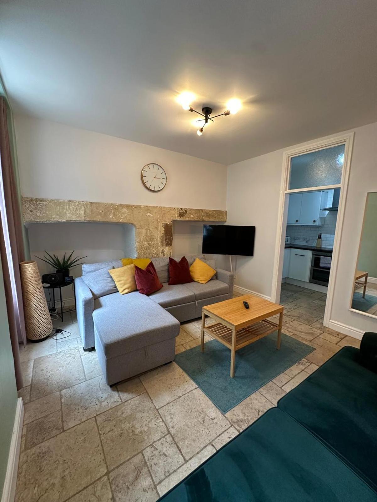 Wonderful Apartment In Bath With Garden - Sleeps 8 Exterior photo